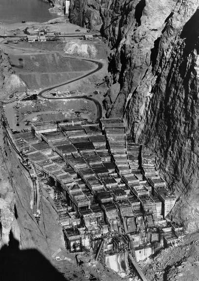 Workers used giant molds to build the dam. They dumped huge buckets of concrete into each mold. Cold water ran through small pipes so each block of concrete would cool quickly.