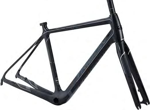 FRAMES 19 TYPE ROAD TR719-ENDURANCE Full carbon monocoque frame 1 1 /8-1.5 head tube design improving safety, handling and stiffness Endurance frame geometry for a smooth and comfortable ride.