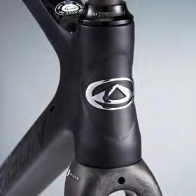 30 TR225 RACE Full carbon monocoque UCI approved frame is fully aero tube designed