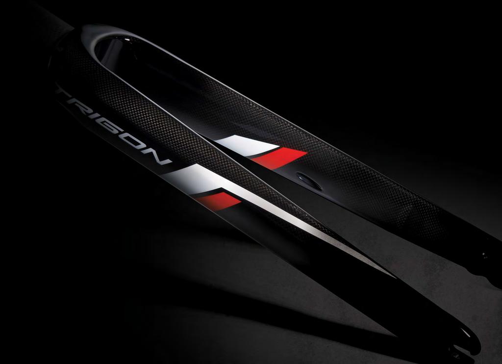 45 FORKS ADVANCED CARBON FORKS Smooth steering and comfort are the results of a properly built fork.