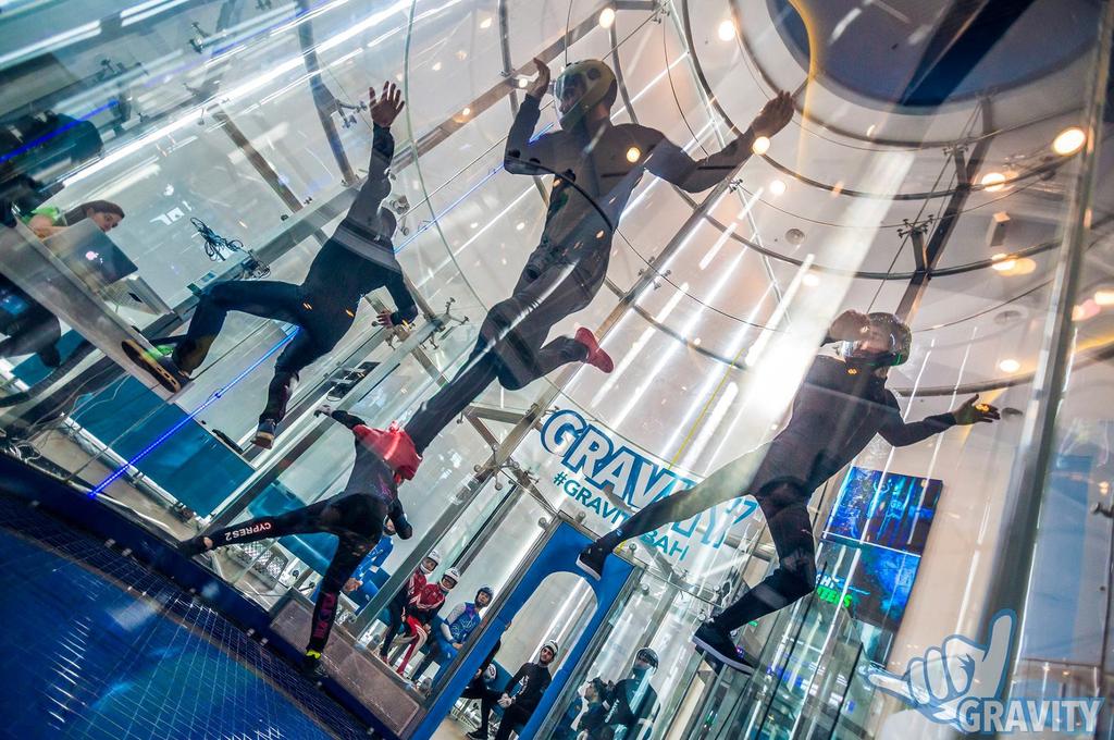World Indoor Championships By Gillian Rayner How did World Cups and World Championships in INDOOR skydiving become accepted by the International Parachute Commission (IPC) and the Fédération