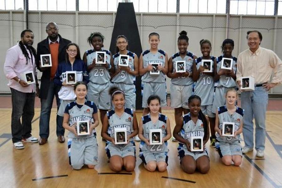 Well Done At the DCBA B- Ball Slam Classic Tournament the weekend of March 3-4 2012, the Chameleons U13 Bantam Girls team started oﬀ the