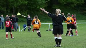 If you have any questions regarding refereeing or registering as a referee, please don t hesitate to contact Heather on refmackay@bigpond.