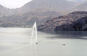 The Degassing Tube Tube is placed vertically in lake. A pump initiates water flow.