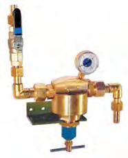 Outlet points are based on two regulators. The S100 regulator is prepared for oxygen, acetylene and propane (this can also be used for natural gas).
