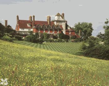 " Club Outing Sunday 19th September 2010 to Standen, Sussex Mike Bottomley Standen is a National Trust property (but non Trust members will receive free admission) which was built in 1892 4 for a