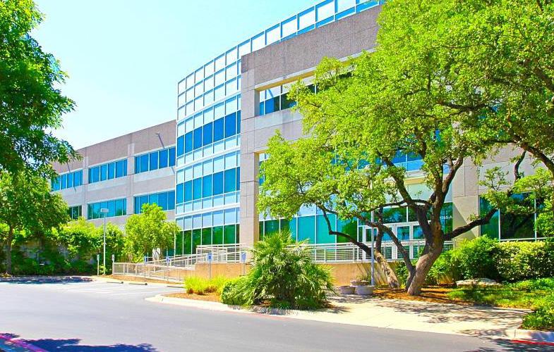 AVAILABLE OVERVIEW Riata Corporate Park 2-9 is a 688,100 square foot Class A office complex