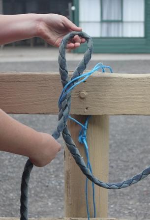 A good quick release knot can be undone from a slight distance which is