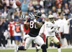 TEXANS SEASON-IN-REVIEW OFFENSIVE OVERVIEW Running Backs For the second straight year, the ground game was paced by RB Steve Slaton, although the Texans didn t put up the same type of numbers as the