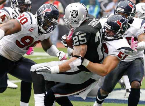 TEXANS SEASON-IN-REVIEW BRIAN CUSHING NOTES CUSHING IN COVERAGE LB Brian Cushing not only has been a tackling machine throughout his rookie year, he has also excelled in pass coverage.