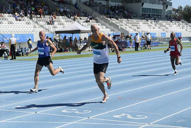 World Male Sprint Performances Amanda Coombe A Top: Peter Crombie winning the M70 400 in Perth2016 Right: Peter with Reg Austin World Championship often brings out the best of the best and Perth was