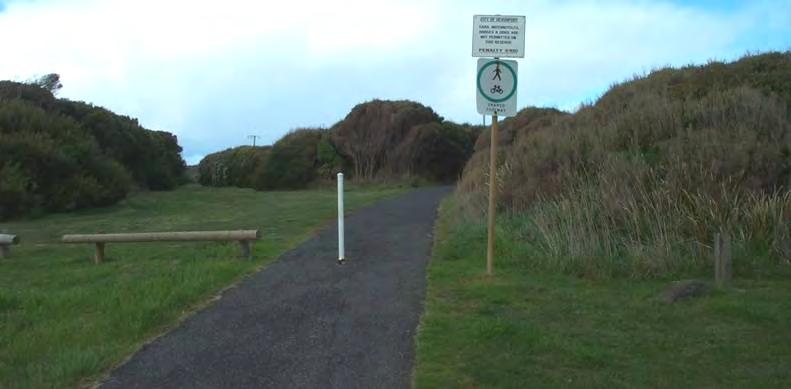 and Two off-road shared paths predominantly along the foreshore Figure