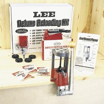 16 RELOADING KITS Lee Deluxe Turret Press Kit The rugged Turret Press, along with the Auto Disk Powder Measure, produces top quality pistol ammo in a hurry.