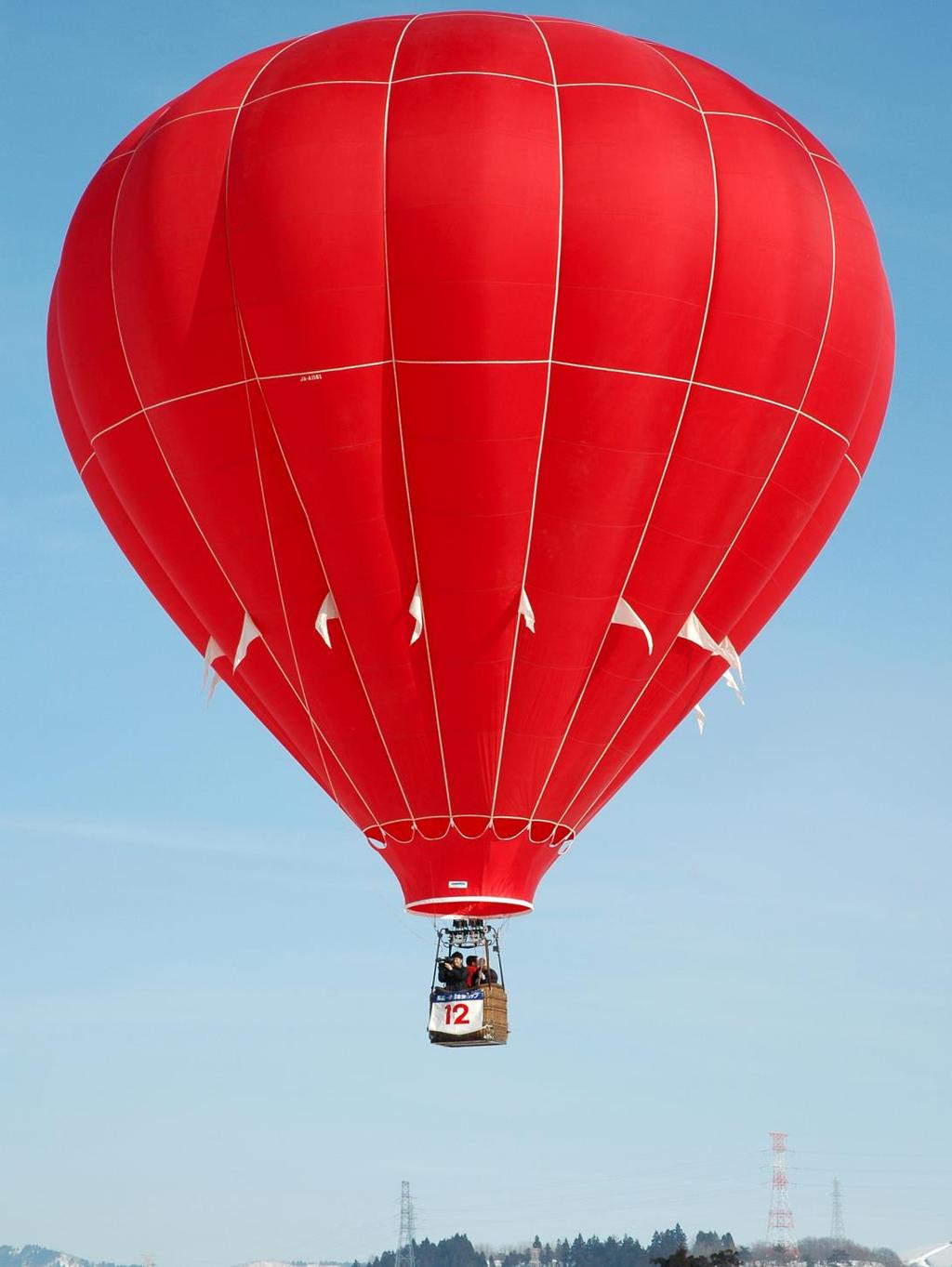 A balloon and rider in the basket below will be in the effect of the drift of the balloon.