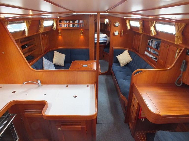 Malö Yachts 43 Classic Salamander PRICE REDUCED TO 285,000 VAT paid Built by Malö Yachts AB, Kungsviken, Sweden in 2003, Lying: South Coast UK Salamander is a beautifully maintained Malo 43.