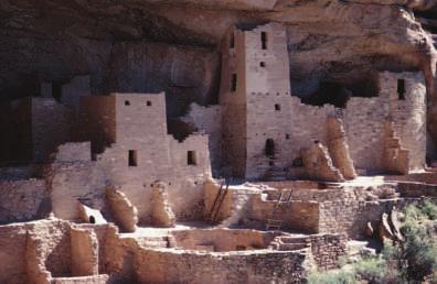 The villages grew in population, so the Anasazi began building rooms above ground. These onestory structures often had connecting rooms and faced a central court.