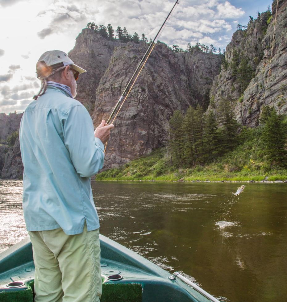 Missouri Riverside Outfitters & Lodge Cascade, Montana Summary: Missouri Riverside Outfitters & Lodge is a great opportunity to live, work and experience Montana for its scenic beauty and the diverse
