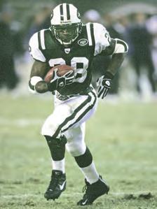 Curtis Martin, Class of 2012 Running Back 5-11, 207 Pittsburgh 1995-97 New England Patriots, 1998-2005 New York Jets Biographical Background Elected to the Pro Football Hall of Fame: February 4, 2012