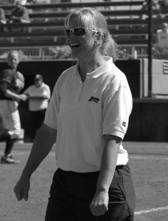 HEAD COACH TINA DEESE Deese Year-By-Year At Huntingdon College Year Won Lost Pct. 1988 26 16.619 1989 34 14.708 1990 23 19.548 1991 38 13.745 1992 49 10.831 1993 41 12.774 1994 55 15.786 1995 20 24.