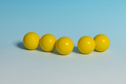 SHOWDOWN EXP5050 Showdown ball - yellow plastic - good rattling sound -