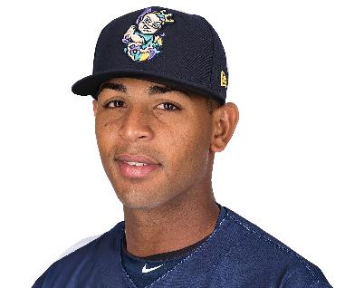#32 jarlin garcia Height: 6 3 Weight: 217 Throws: Left Bats: Left Born: 01/18/1993 Age: 25 Resides: Santo Domingo, DR MLB Debut: 04/17/2017 at NYM today s starting pitcher RUNS ALLOWED BY INNING 1 2