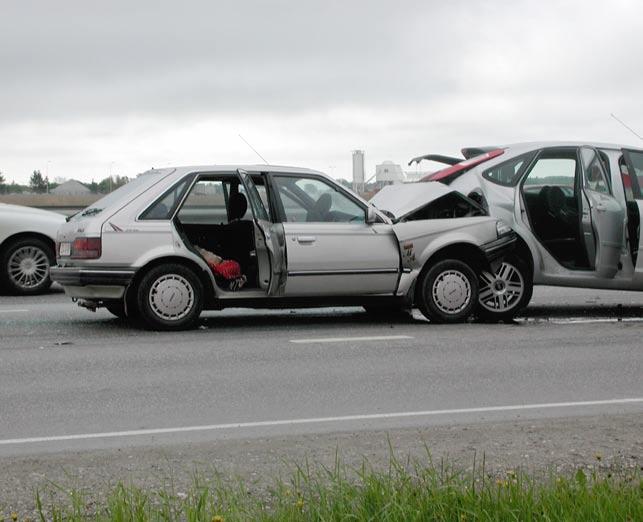 TRAFFIC ACCIDENTS IN ESTONIA IN 1996-2006 1996 1997 1998 1999 2000 2001 2002 2003 2004 2005 2006 Total traffic accidents 1318 1490 1613 1472 1504 1888 2164 1931 2244 2341 2582 1996=100% 100,0 113,1