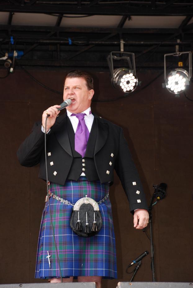 Scottish Singer Kirk James Jill Woodburn's Highland Dancers Scottish Rain Scottish Rain presents a tribute to the Legends of Scottish Music.