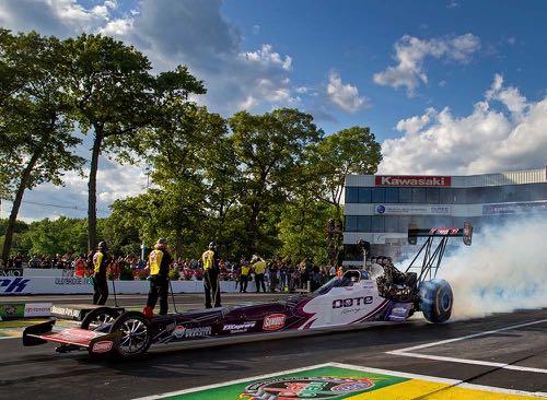NHRA Drag Racing Today, NHRA is the world s largest motorsports sanctioning body and the foremost promoter of drag racing in the
