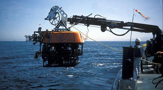 ROV: Remotely Operated Vehicles drones of the seas Argo-Jason System: A