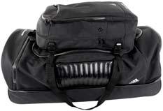 This bag allows to carry personal belonging or body