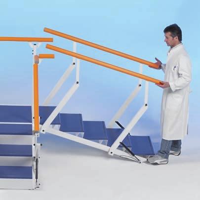 The modular staircases of the new Plus Line, such as the parallel bar systems described earlier, feature the innovative STandGOSystem TM which allows simultaneous and precise adjustment of the two