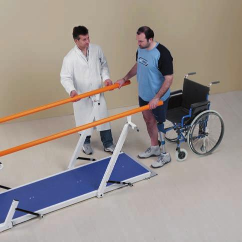 Made in Italy 8 2 1 ACCESSIBILITY FROM A SEATED POSITION When making height adjustments, also check the translation of the parallel bars.