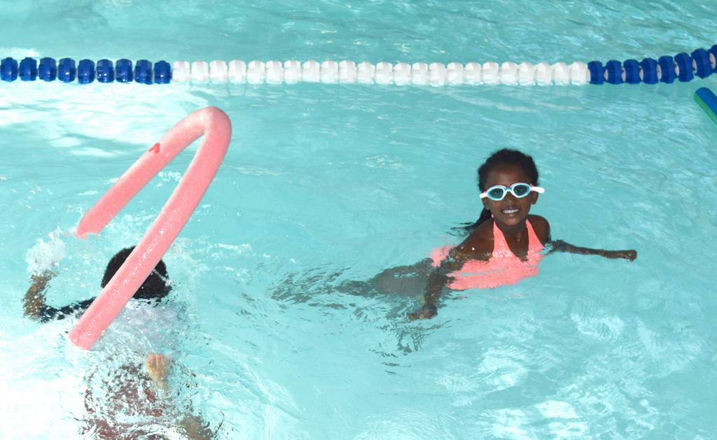 SAFETY AROUND WATER: TEACHING SKILLS THAT SAVE LIVES SAFE SWIMMER PLEDGE: I will always watch children around water. I will stay within arm s reach of young children in the water.