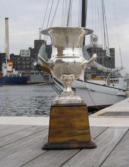 FUNDRAISING CHALLENGE The George Colligan Memorial Trophy will be awarded to the most successful vessel, captain and crew! SAILBOAT CLASSES Spinnaker Cruising, Non-spinnaker: Fin and Full Keel NEW!