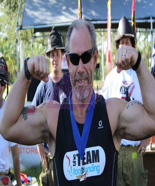 Sharks Tooth 10 11 Application/ 12 Renewal The Finish Line V O L U M E 6, I S S U E 2 M A R C H / A P R I L 2 0 1 4 Name: Scott Varner, Running Age Category: Male 50-54, Occupation: Manager of Sales