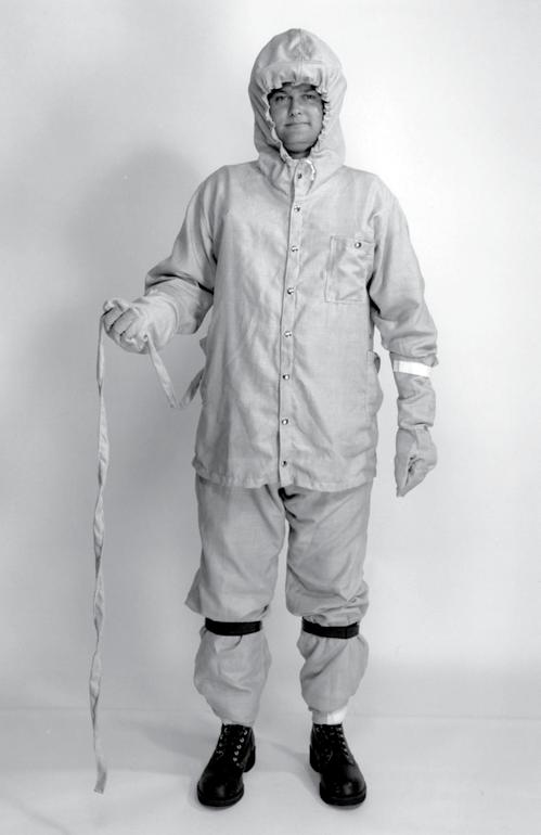 2552 Condutive Suit EHV Barehand Conductive Suit puts the lineman on the job.