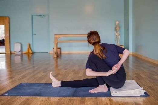Marichyasana I Part 3 Clasping fingers Marichyasana I Part 4 Clasping wrist, forward bend Keep the left knee fixed to your left side chest as you turn your arm and bend it behind the back.