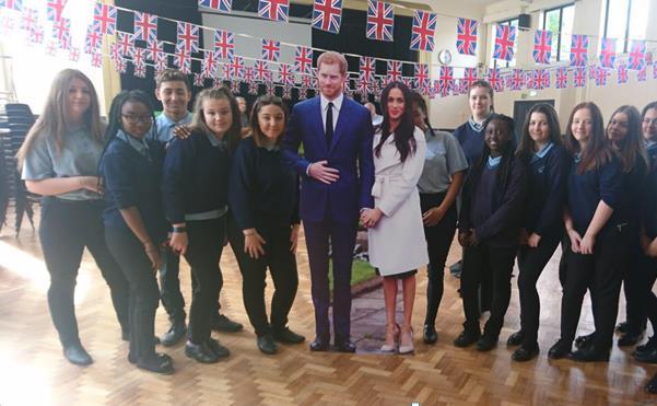 THE OWL NEWSLETTER Issue 4 4 Royally Entertained by Bethany, Y9 To celebrate the Royal Wedding of Prince Harry to Megan Markle, a team of BGS students, led my Miss Smitherman, put on a wonderful