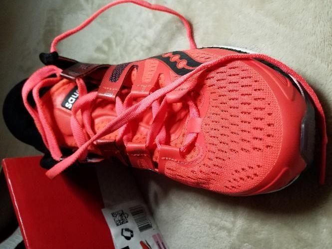 1/29/2018 -- Out of the box, logged 7 miles. They felt great, no rubs, no hot spots, the heel fit was solid. Upper mesh breathes well. There was a concern about the energy return.