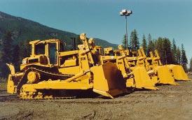 3 Finning s rebuilt machines perform like new but cost a lot less Every machine is stripped to the main frame.