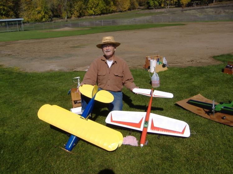 finishing skills. Pete specialized in "I-Beam" construction - not recommended for the novice! Building very light models, he was able to get a Fox.15 to fly a bigger airplane than about anybody.