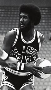 A LOOK BACK AT THE ABA YEARS CHAPARRALS MOVE SOUTH Summer of 1973 When the Dallas Chaparrals fi rst moved to San Antonio in the summer of 1973, the franchise was actually on a threeyear lease shortly