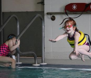 Swim Classes BEGINNER II Children will begin side breathing with the front crawl. The backstroke will be introduced as well as practicing treading water. Swimming in deep water will also be reviewed.