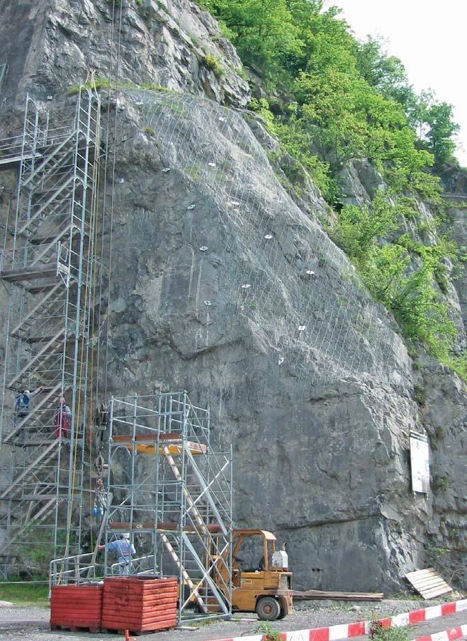 Less clearing work - The number of anchor points can be adapted flexibly to the local geological and geometric conditions. - The SPIDER spiral rope net adapts to the topography of the rock slope.