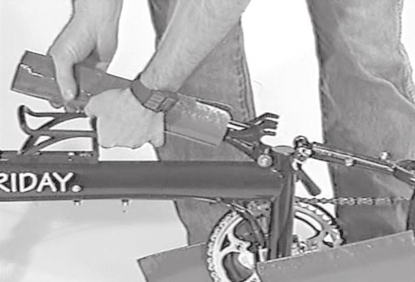 Packing: Fold Frame 12. Fold Seat Mast Open your frame quick release and fold the seat mast down to the mono-tube.