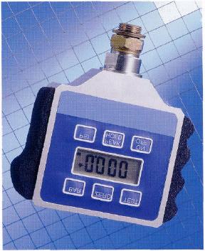 Precision pressure instrument PM 100 PIC pressure medium: fluids, gas and air -1...10 bar / 0.001-1...20 bar / 0.01 0...50 bar / 0.01 0...100 bar / 0.01 0...200 bar / 0.1 O...450bar/0.1 0...700 bar / 0.