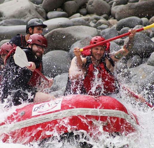 San José to La Fortuna Rafting Sarapiquí Class 3 and 4 Awesome white-water rafting action!