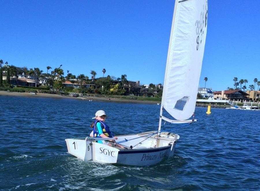 MEET THE FLEET Naples Sabot The Naples Sabot is an 8-foot long, one-person sailing dinghy that has been the sailing trainer of choice in Southern California for over 60 years.