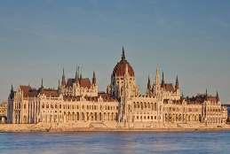 YOUR RACE DESTINATION BUDAPEST Hungary Oten described as the Paris of central Europe, Budapest is one of Europe s most beautiful cities.