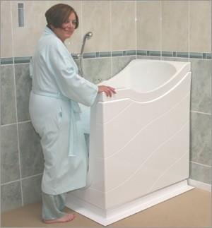 This enables the bath to be sited in some situations where others cannot fit and it